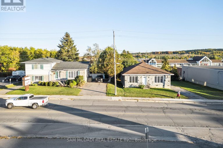 28972979/2709-laurier-street/town-of-rockland/clarence-rockland/ontario/K4K1A3_30