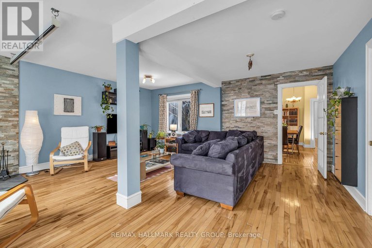 28281050/396-daly-avenue/sandy-hill/ottawa/ontario/K1N6H2_11