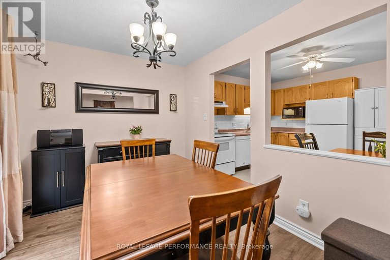 29594623/1782-radway-terrace/chateauneuf/ottawa/ontario/K1C5K2_14