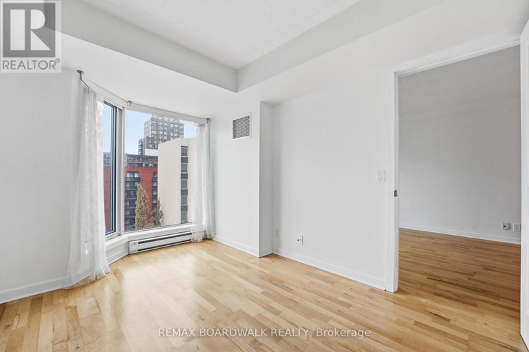 29237986/908-138-somerset-street-w/ottawa-centregolden-triangle/ottawa/ontario/K2P0A3_26