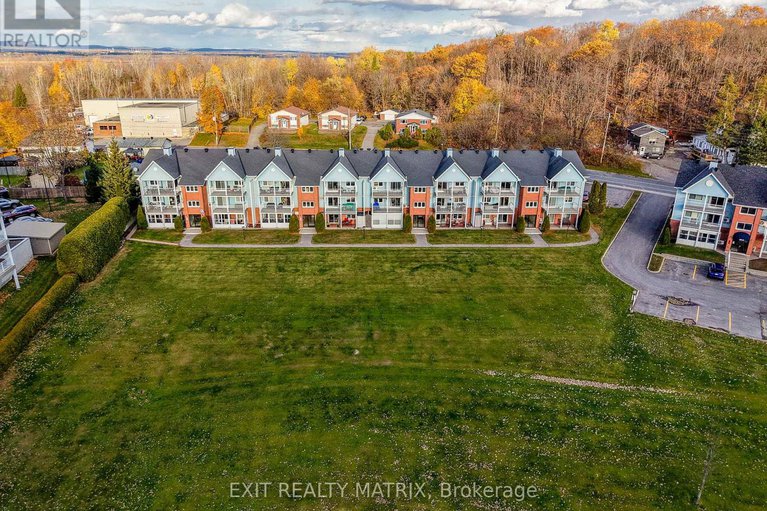 29080109/1c-160-edwards-street/town-of-rockland/clarence-rockland/ontario/K4K1H9_29