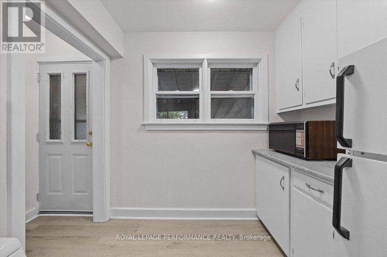 29083781/234-knox-crescent/riverview-park/ottawa/ontario/K1G0K8_17