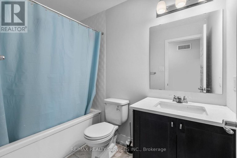 29447721/724-rouncey-road/emerald-meadowstrailwest/ottawa/ontario/K2S1B6_29