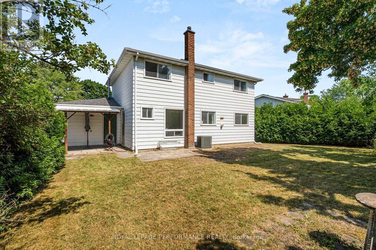 28731610/33-woodview-crescent/blackburn-hamlet/ottawa/ontario/K1B3B1_31