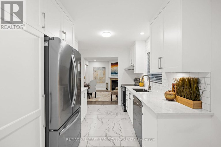 29090641/18-manju-street/hunt-club-park/ottawa/ontario/K1G4T7_17