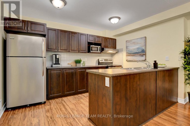 28579922/695a-sue-holloway-drive/strandherd/ottawa/ontario/K2J5R6_17