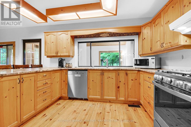 28446090/828-ashby-road/lanark-highlands-dalhousie-twp/lanark-highlands/ontario/K0G1K0_11