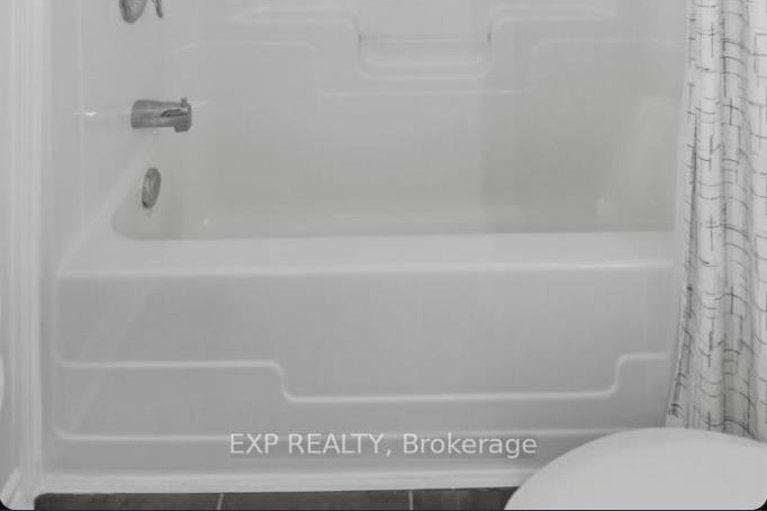 29590744/390-ann-street/almonte/mississippi-mills/ontario/K0A1A0_20