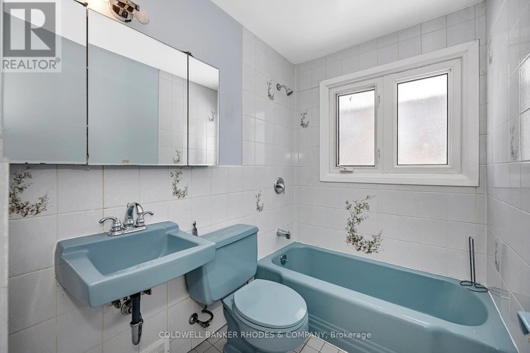 29496018/22-dayton-crescent/leslie-park/ottawa/ontario/K2H7N9_20