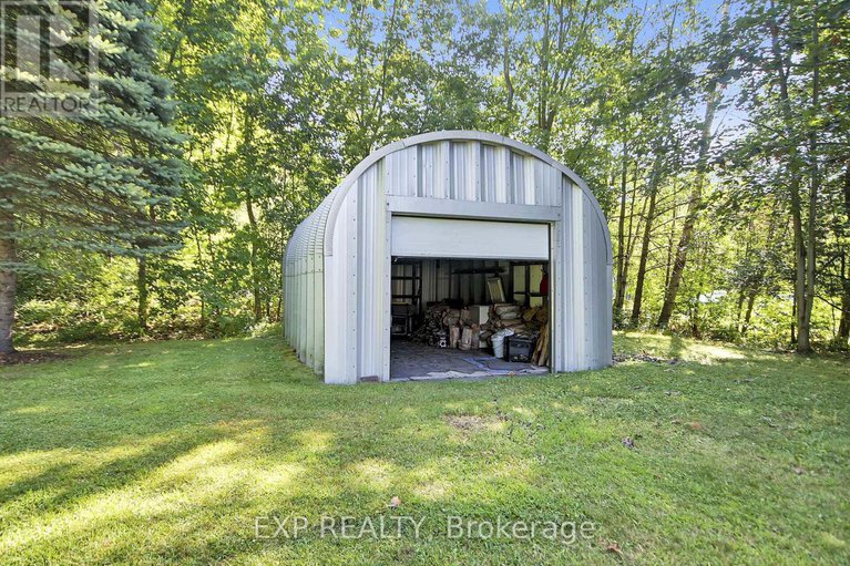 28769528/1083-eadie-road/village-of-russell/russell/ontario/K4R1E5_23