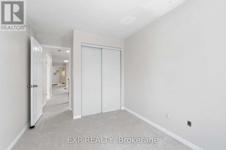 29298389/30-fieldberry-private/stonebridge/ottawa/ontario/K2J5E8_25