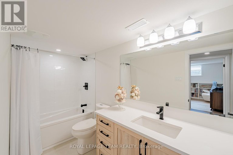 28284259/2055-wanderer-avenue/mahogany-community/ottawa/ontario/K4M0W9_48
