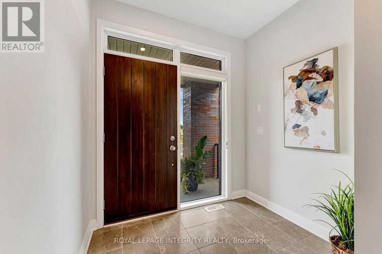 29380750/885-moses-tennisco-street/cfb-rockcliffe-and-area/ottawa/ontario/K1K5A2_2