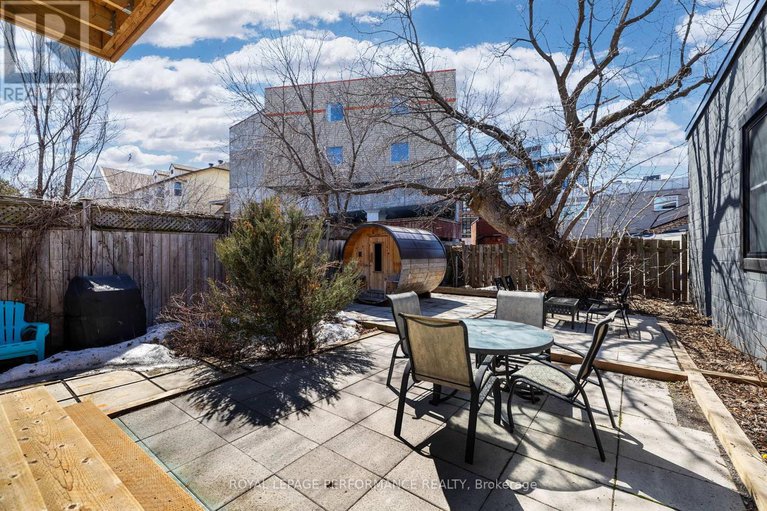 28811813/12-sherbrooke-avenue/hintonburg/ottawa/ontario/K1Y1R7_31
