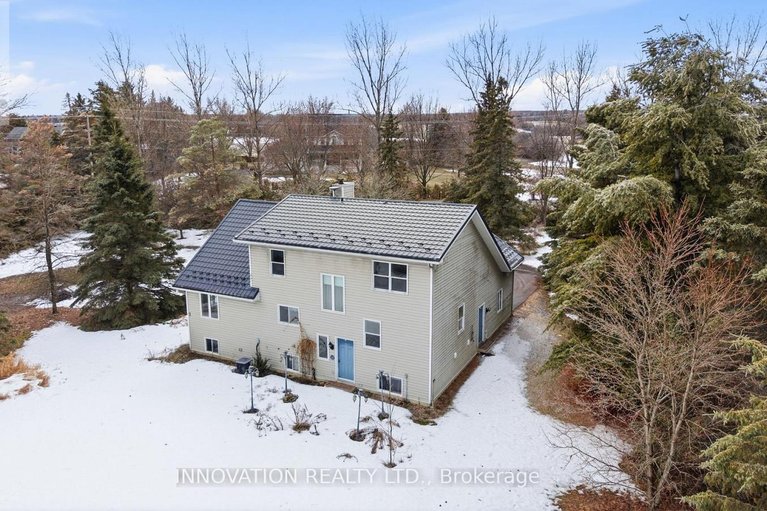 29482304/723-country-street/mississippi-mills-ramsay-twp/mississippi-mills/ontario/K0A1A0_30