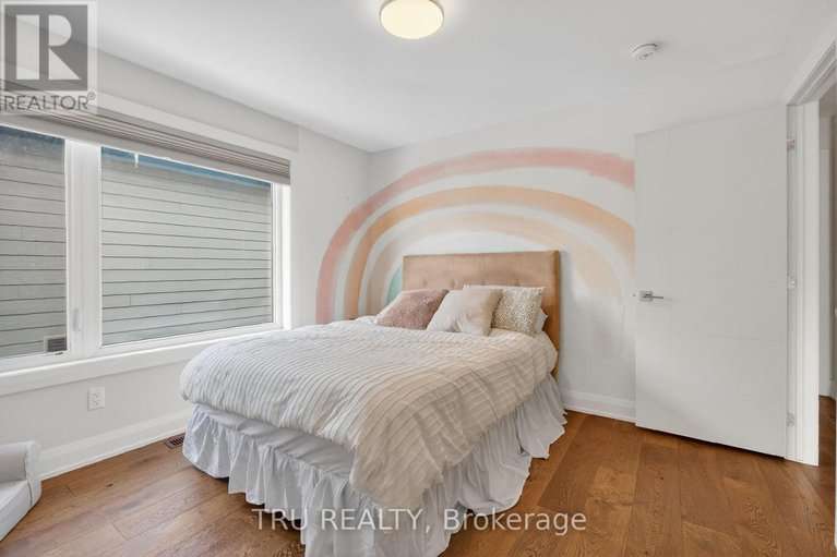 29420434/839-riddell-avenue-n/mckellar-heightsglabar-park/ottawa/ontario/K2K1X7_23