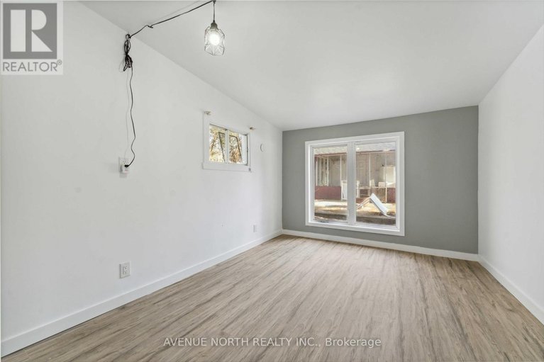 29618052/6958-notre-dame-street/chateauneuf/ottawa/ontario/K1C1H7_15