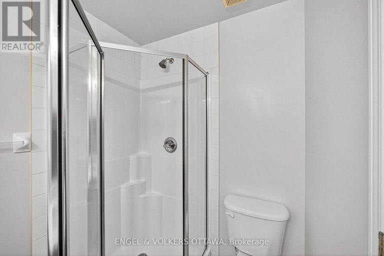 29030963/277-mart-circle/manor-park/ottawa/ontario/K1K4W2_30