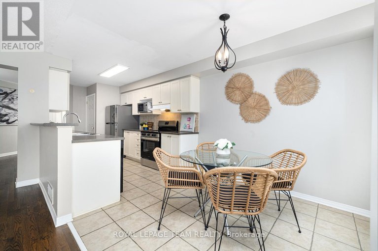 28616920/207-portrush-avenue/longfields/ottawa/ontario/K2J5J6_18
