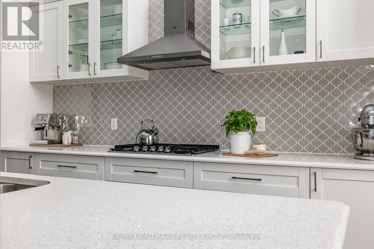 28347410/87-cobblestone-drive/village-of-russell/russell/ontario/K4R0B2_22