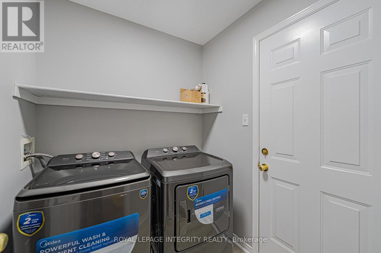 28621656/165-kinross-private/morgans-grantsouth-march/ottawa/ontario/K2K3P8_7
