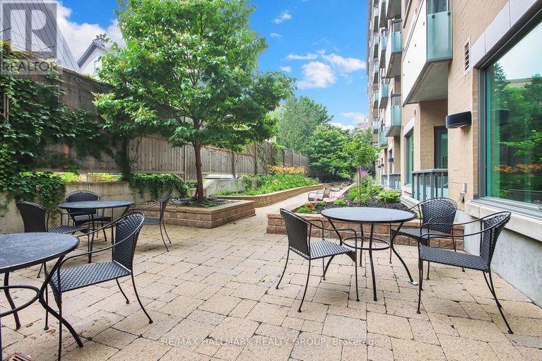 29513773/814-238-besserer-street/sandy-hill/ottawa/ontario/K1N6B1_34