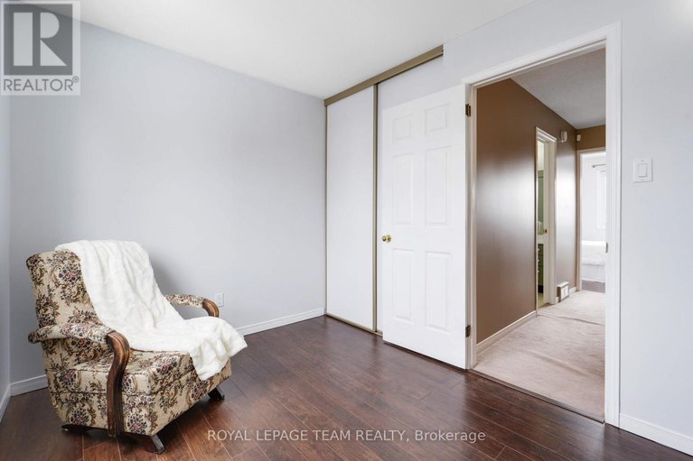 29444898/49-vesta-street/cedargrovefraserdale/ottawa/ontario/K2J3Z1_44