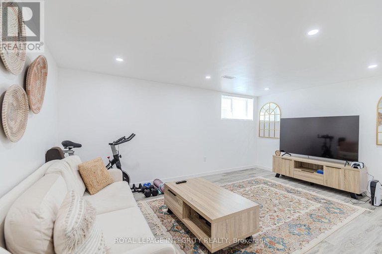 28743479/772-samantha-eastop-avenue/stittsville-north/ottawa/ontario/K2S0Z9_46