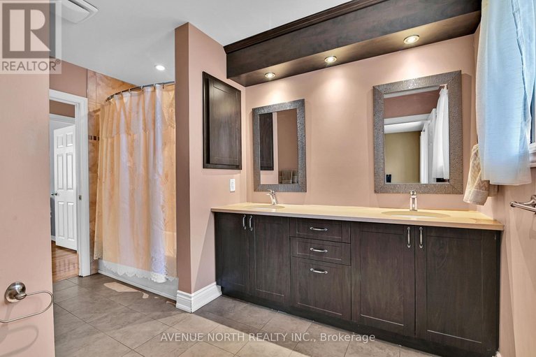 29653948/980-wiseman-crescent/riverside-park/ottawa/ontario/K1V8J4_25