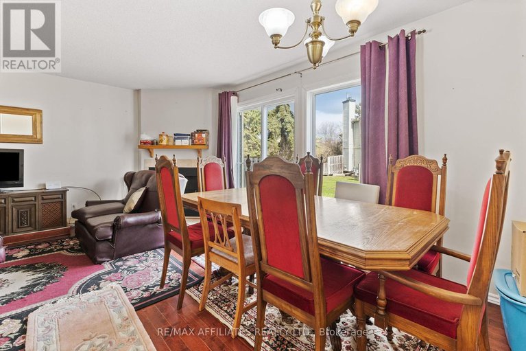 28333115/75-saxton-private/redwood-park/ottawa/ontario/K2H9P3_9