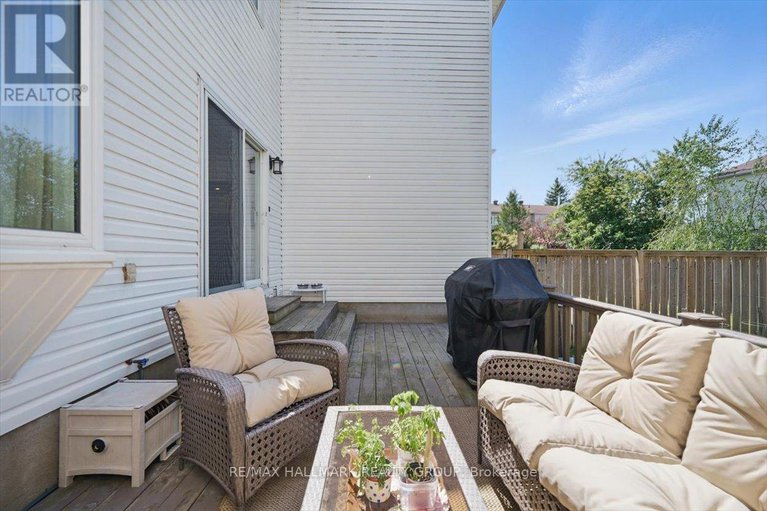 28376858/2083-sacramento-drive/fallingbrookgardenway-south/ottawa/ontario/K4A3L2_28