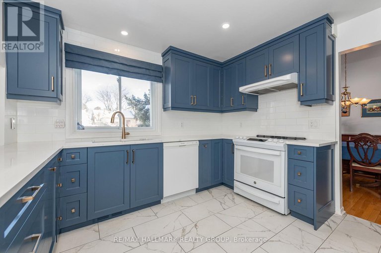 29331900/13-trotting-way/bridlewood/ottawa/ontario/K2M1B3_14