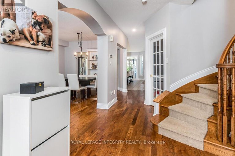 28652325/59-friendly-crescent/stittsville-south/ottawa/ontario/K2S2B6_5