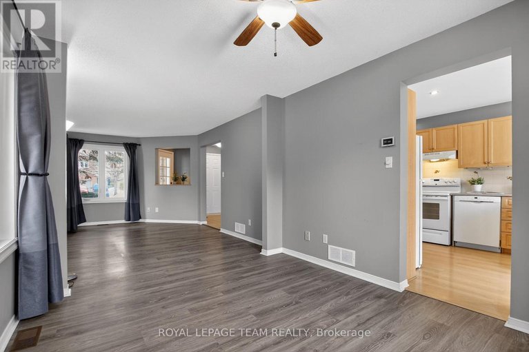 29460136/21-baton-court/katimavik/ottawa/ontario/K2L4C8_16