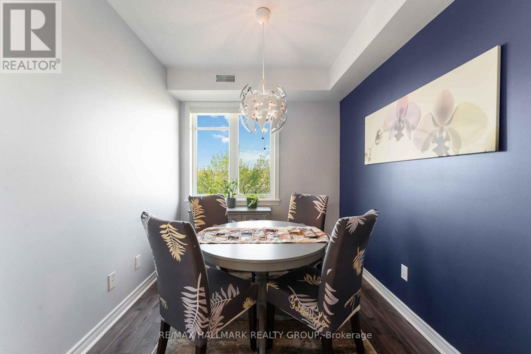 28317534/f-3789-canyon-walk-drive/riverside-southgloucester-glen/ottawa/ontario/K1V2M4_9