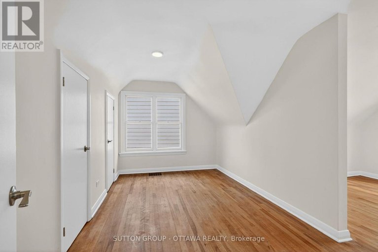 29515189/499-neighbourhood-way/riverview-park/ottawa/ontario/K1G0J3_25