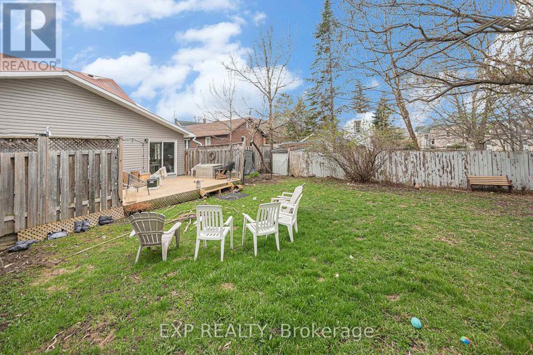 29284748/113-115-richey-street/almonte/mississippi-mills/ontario/K0A1A0_4