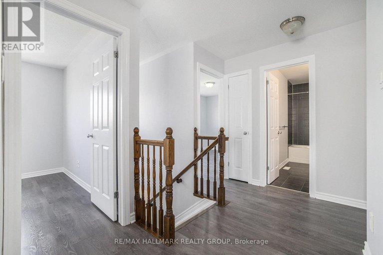 28429150/548-paul-metivier-drive/strandherd/ottawa/ontario/K2J0M9_14