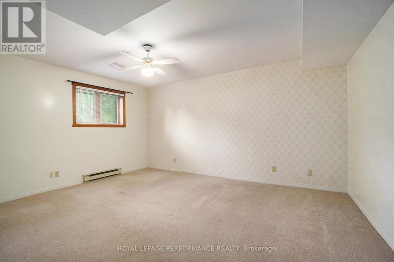 28361032/2411-overdale-drive/cumberland-ridge/ottawa/ontario/K4C1B8_36