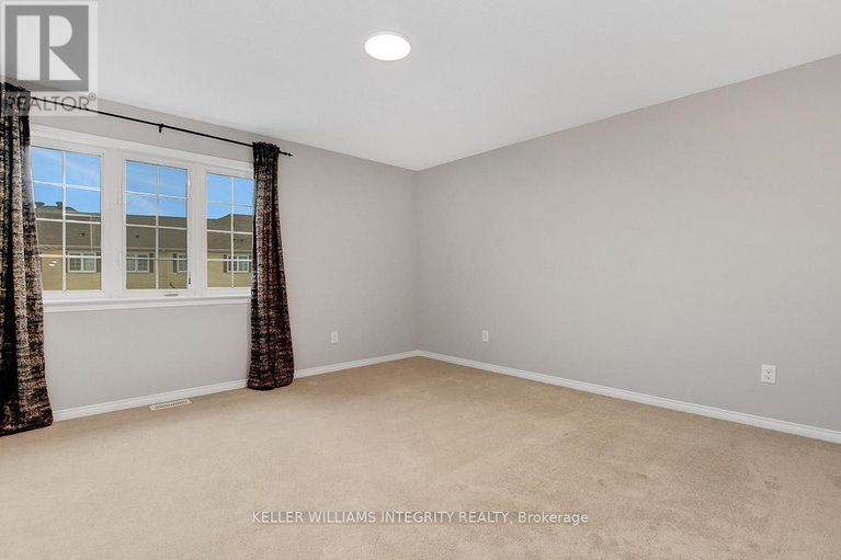 28282504/865-kennacraig-private/stonebridge/ottawa/ontario/K2J5T6_25