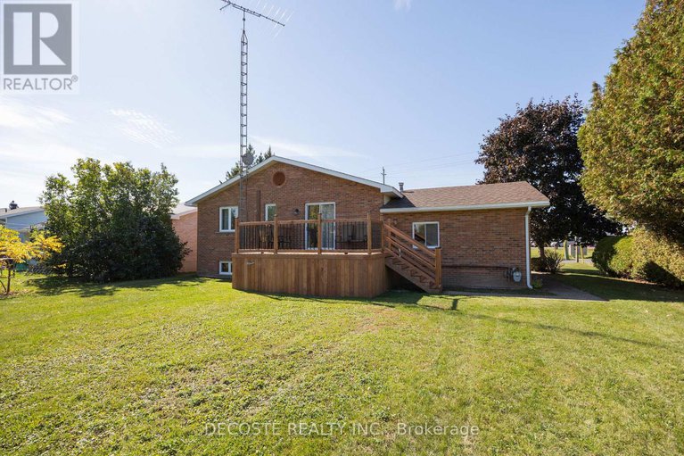 28955272/515-tobin-street/alexandria/north-glengarry/ontario/K0C1A0_33