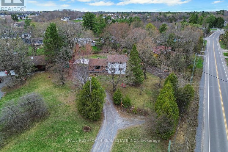 29686450/250-poole-street/mcnabbraeside-twps/mcnabbraeside/ontario/K7S1J2_35