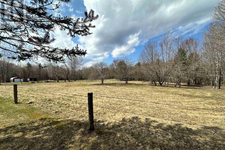 28237112/2935-baseline-road/clarencerockland-twp/clarence-rockland/ontario/K0A3N0_41