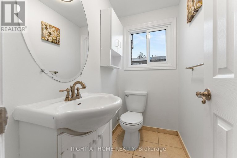 29056028/32-2296-orient-park-drive/blackburn-hamlet-south/ottawa/ontario/K1B4N6_21