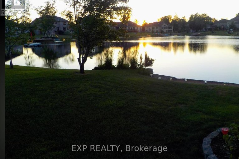 29536082/6715-suncrest-drive/greely/ottawa/ontario/K4P0B3_49