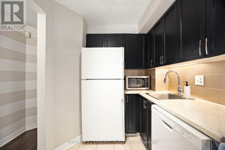 29019452/a-6706-jeanne-darc-boulevard-n/convent-glen-north/ottawa/ontario/K1C6E9_7