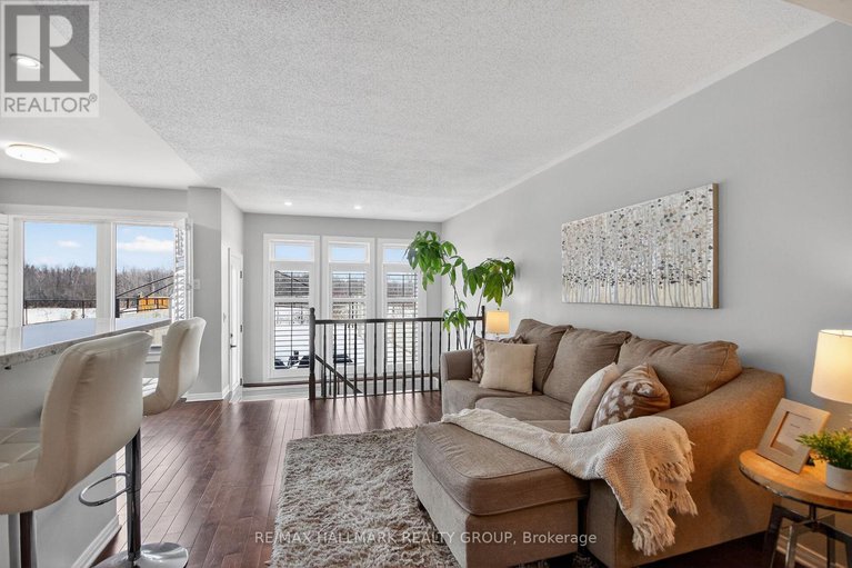 29387716/164-trail-side-circle/springridgeeast-village/ottawa/ontario/K4A5B3_24