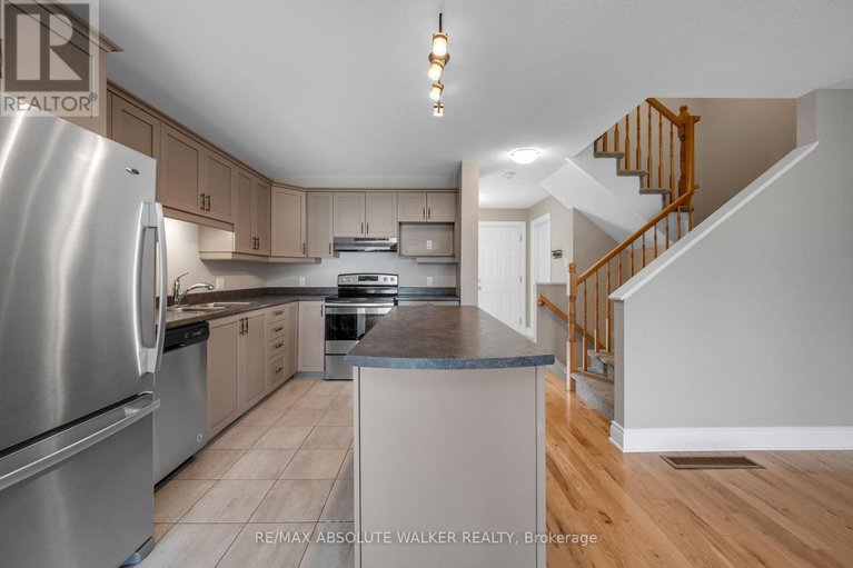 28653088/2432-marble-crescent/town-of-rockland/clarence-rockland/ontario/K4K1P6_10
