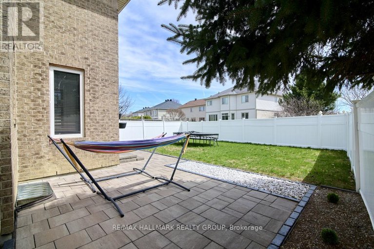 29663474/702-mud-creek-crescent/riverside-southgloucester-glen/ottawa/ontario/K1V1W3_34