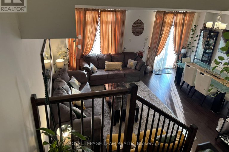 28748327/229-zinnia-way/riverside-southgloucester-glen/ottawa/ontario/K4M0L4_13